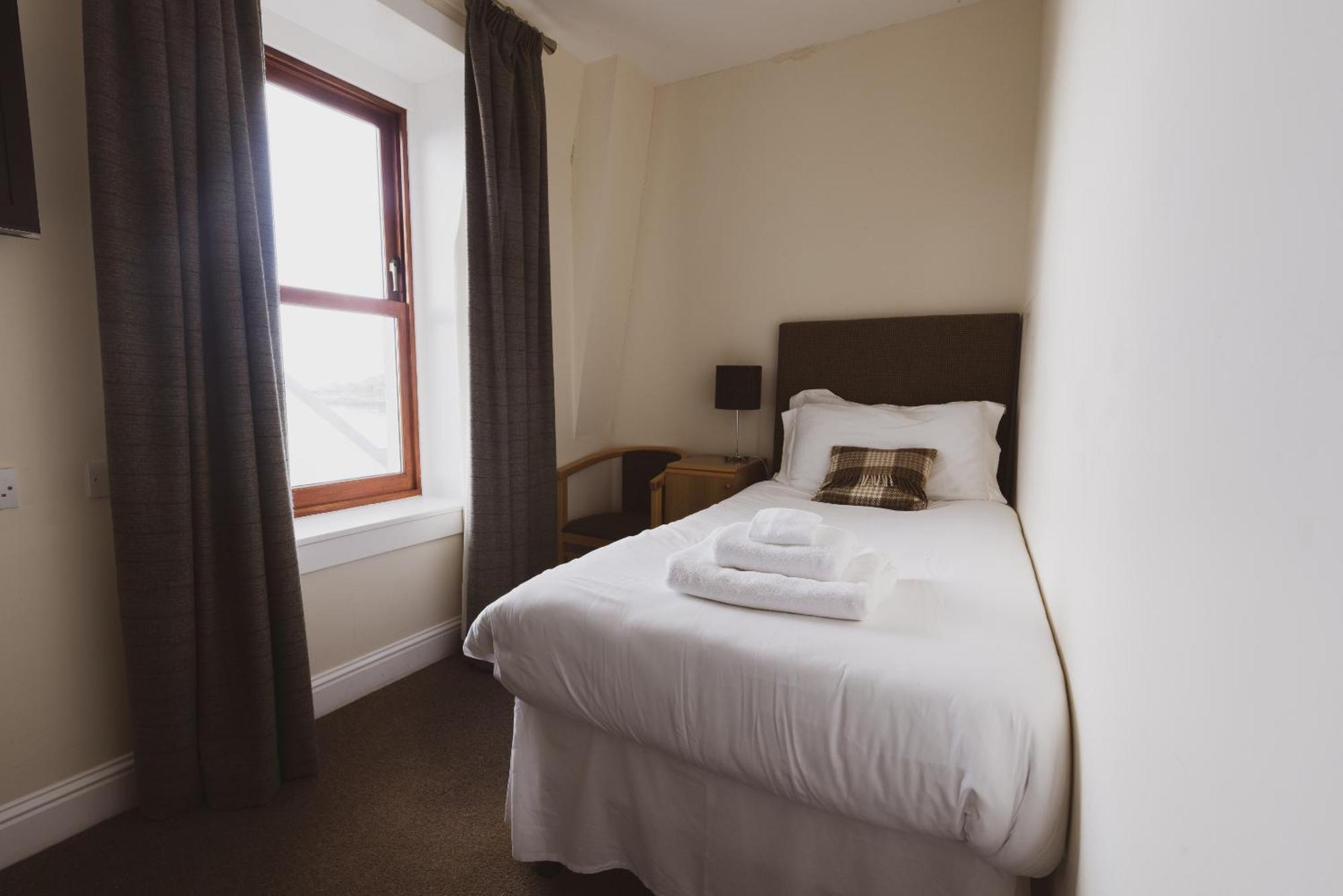 Scalloway Hotel Oda fotoğraf